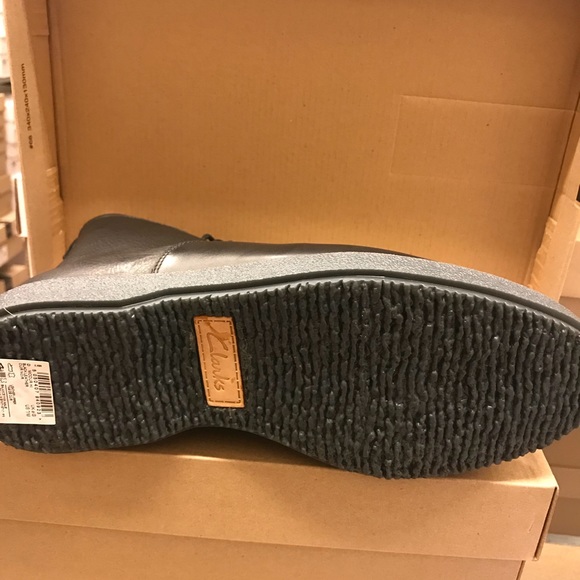 Black Modur Hi Clark Boot - Picture 2 of 2